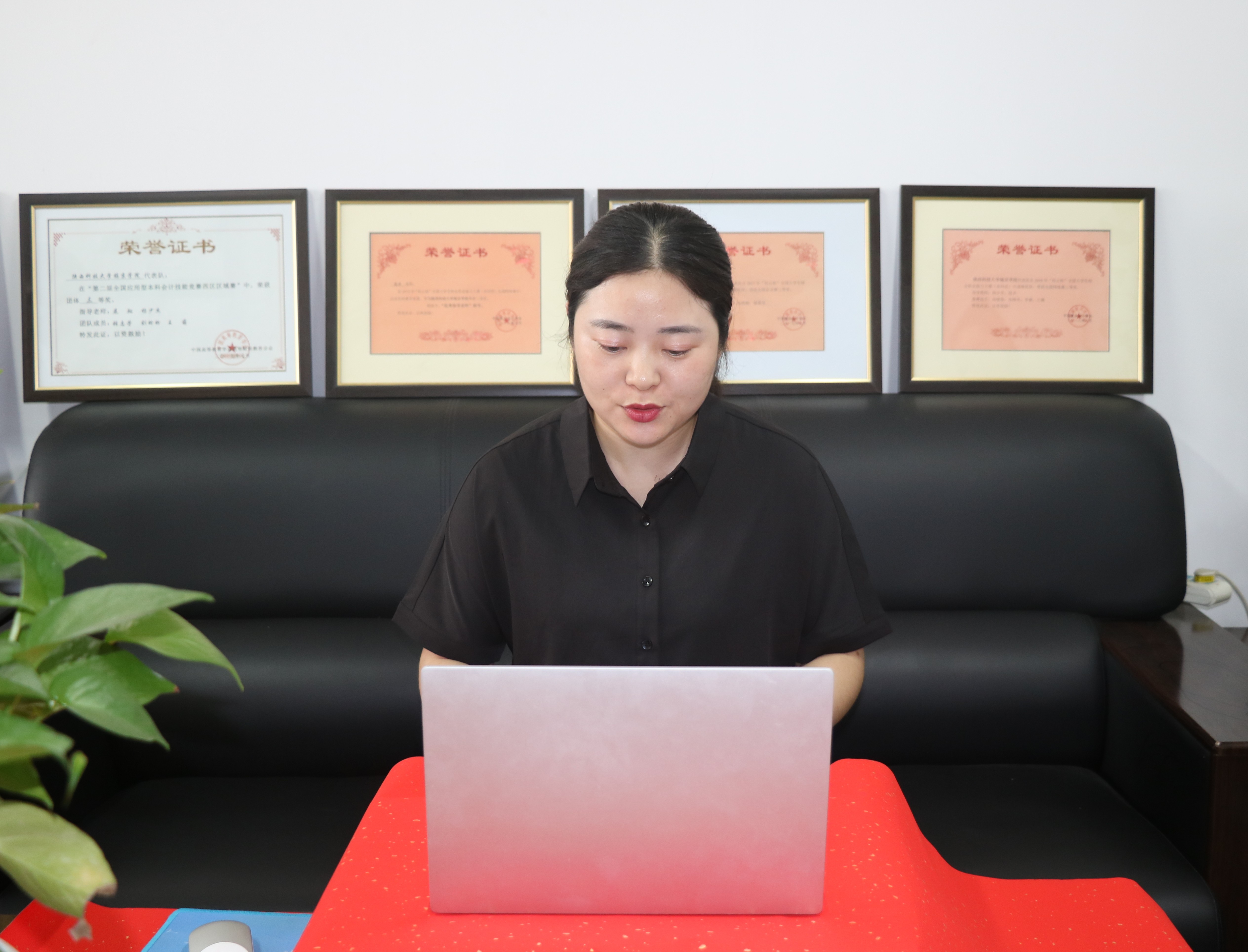 图片3_WPS图片.jpg 图片3_WPS图片.jpg