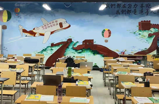 6.最美教室、最美宿舍评选活动2.jpg 6.最美教室、最美宿舍评选活动2.jpg