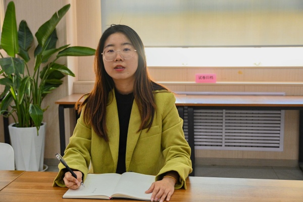 图片四.jpg 图片四.jpg